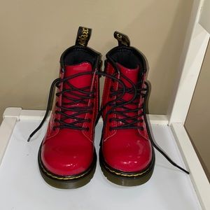 Dr. Martens Kid's Collection 1460 Junior Delaney Boot Red Patent Leather SZ 8